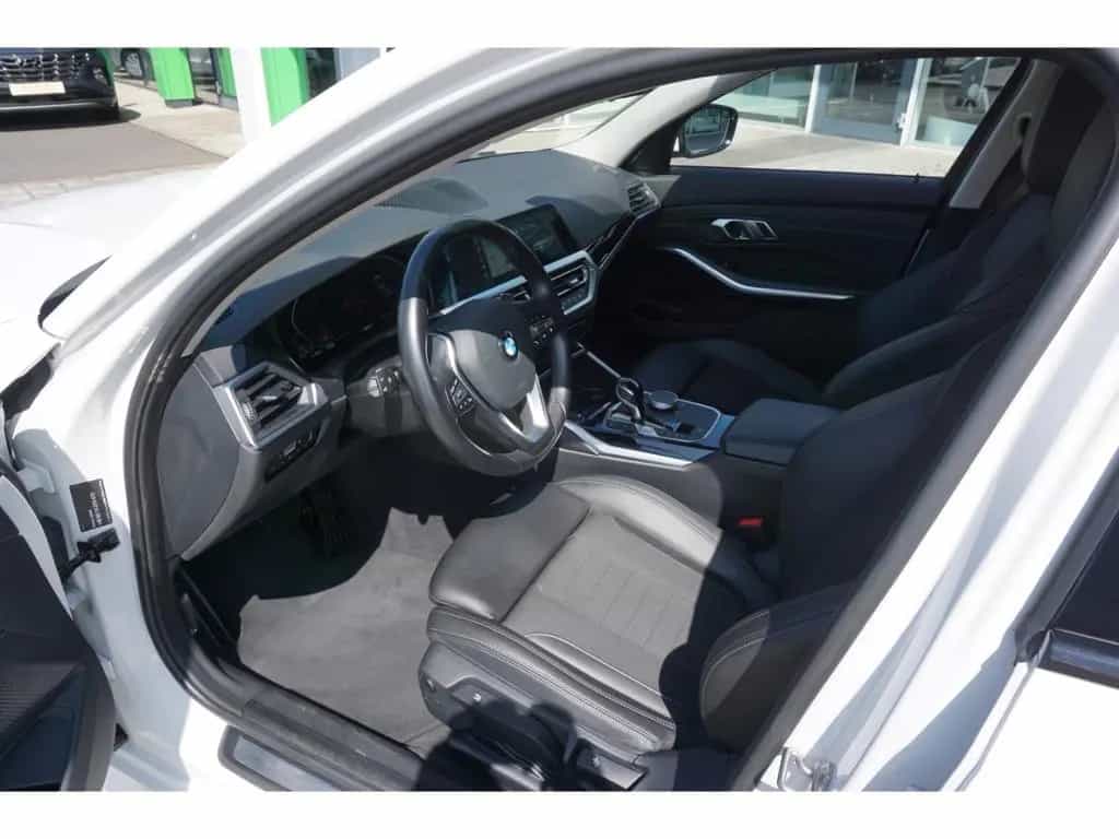 BMW 320 d Sport Line Lim Aut. GLASDACH+KLIMA+SHZG+KO 03/2022-photo-9