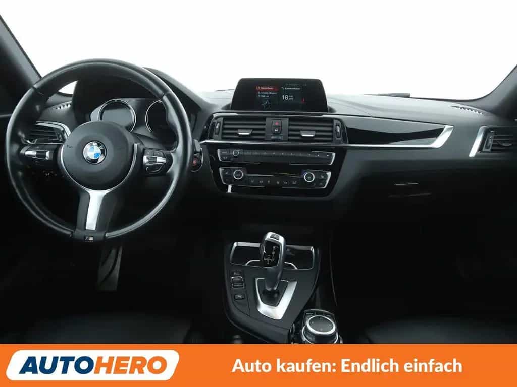 BMW 120 1er 120i Edition M Sport Shadow Aut.*NAVI*LED* 09/2018-photo-11