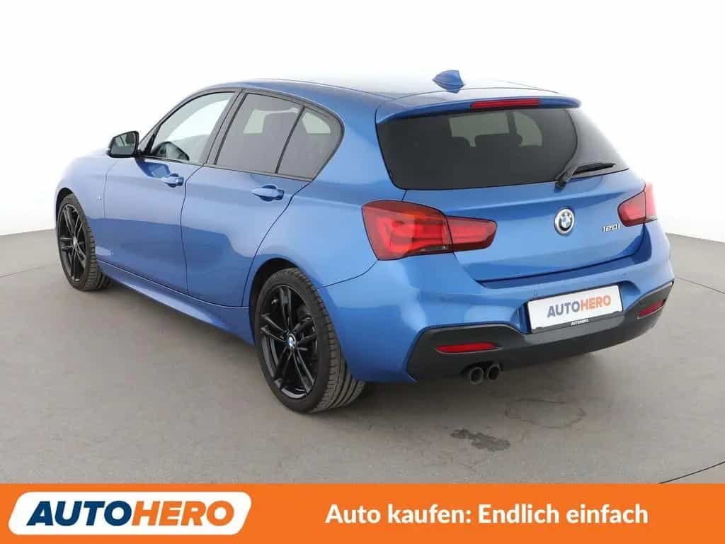 BMW 120 1er 120i Edition M Sport Shadow Aut.*NAVI*LED* 09/2018-photo-3