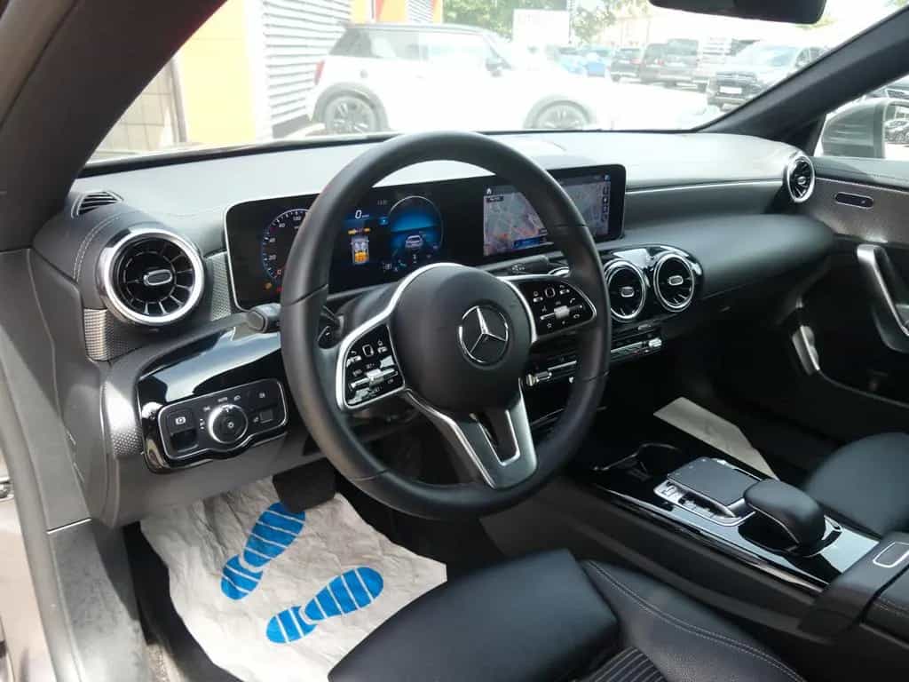 Mercedes-Benz CLA 180 Shooting Brake MBUX*Widescreen*LED*Navi 12/2019-photo-10