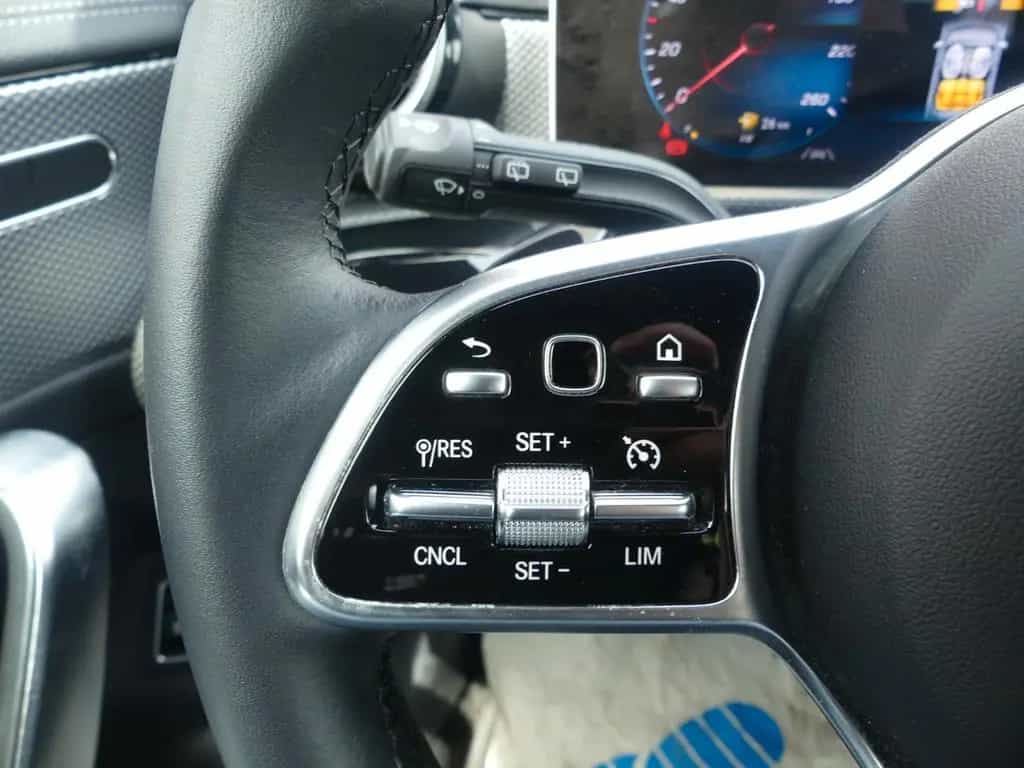 Mercedes-Benz CLA 180 Shooting Brake MBUX*Widescreen*LED*Navi 12/2019-photo-12