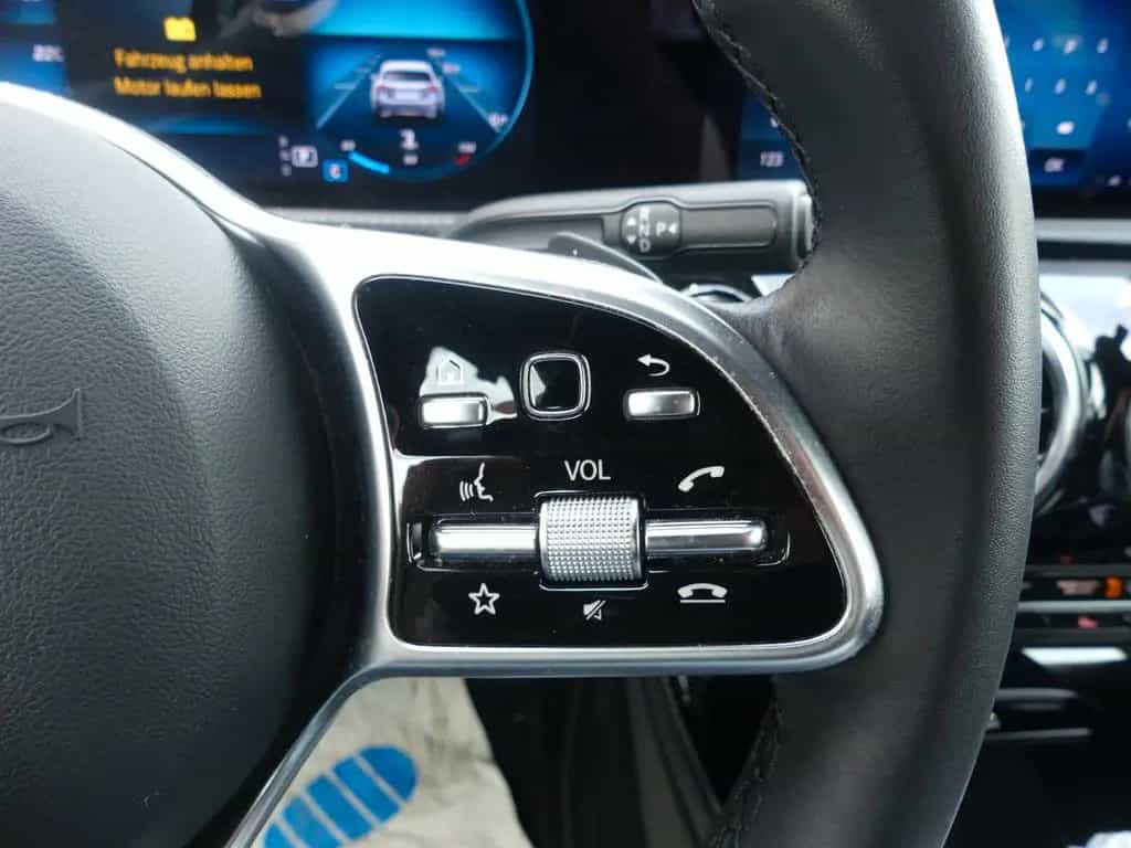 Mercedes-Benz CLA 180 Shooting Brake MBUX*Widescreen*LED*Navi 12/2019-photo-13