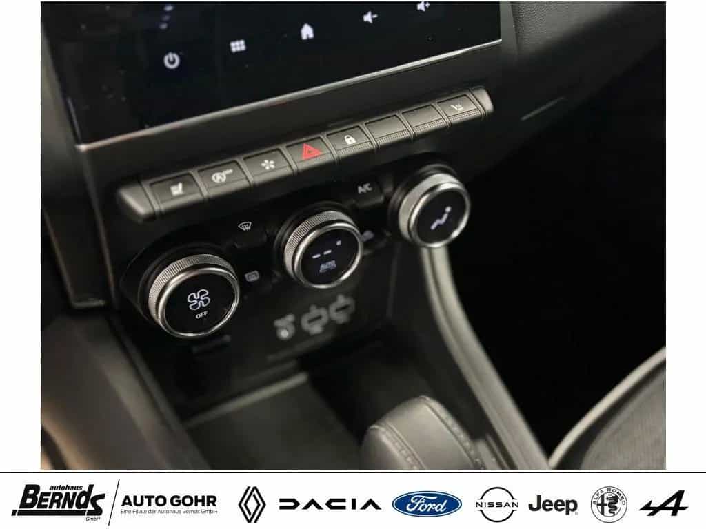 Renault Captur TCe Mild Hybrid 140 EDC GPF TECHNO NAVI K 12/2023-photo-16