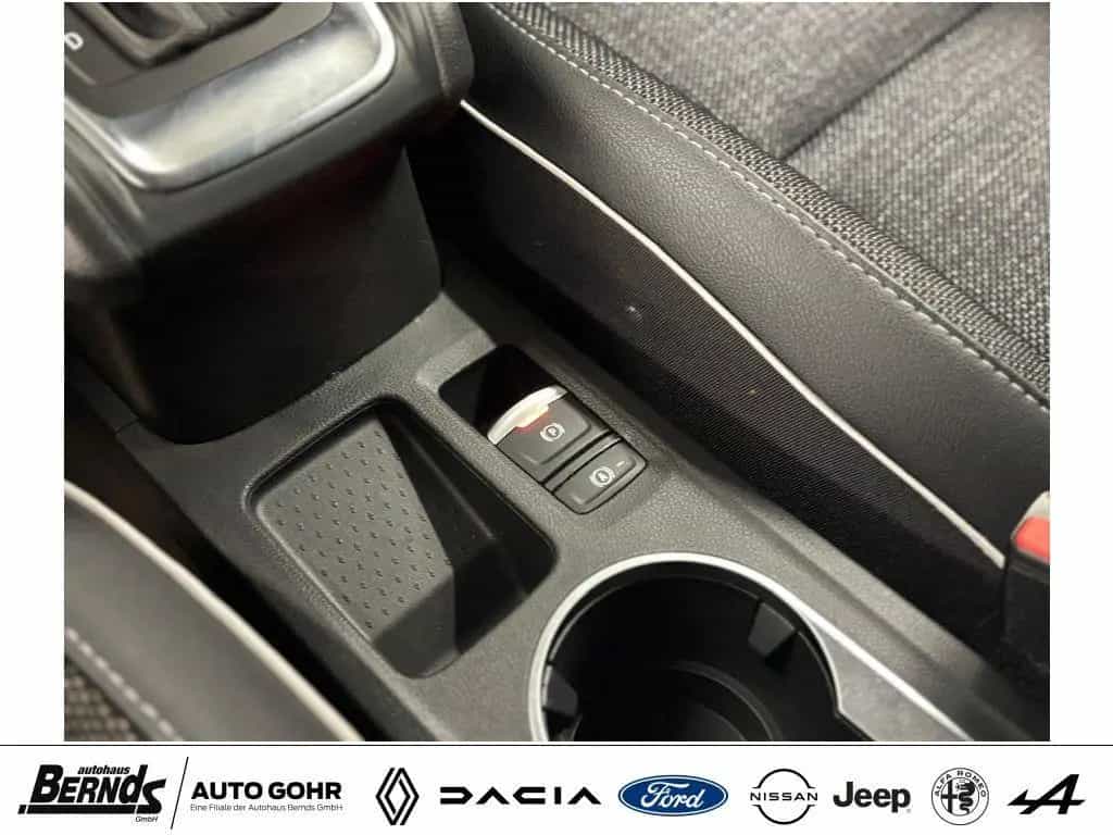 Renault Captur TCe Mild Hybrid 140 EDC GPF TECHNO NAVI K 12/2023-photo-21