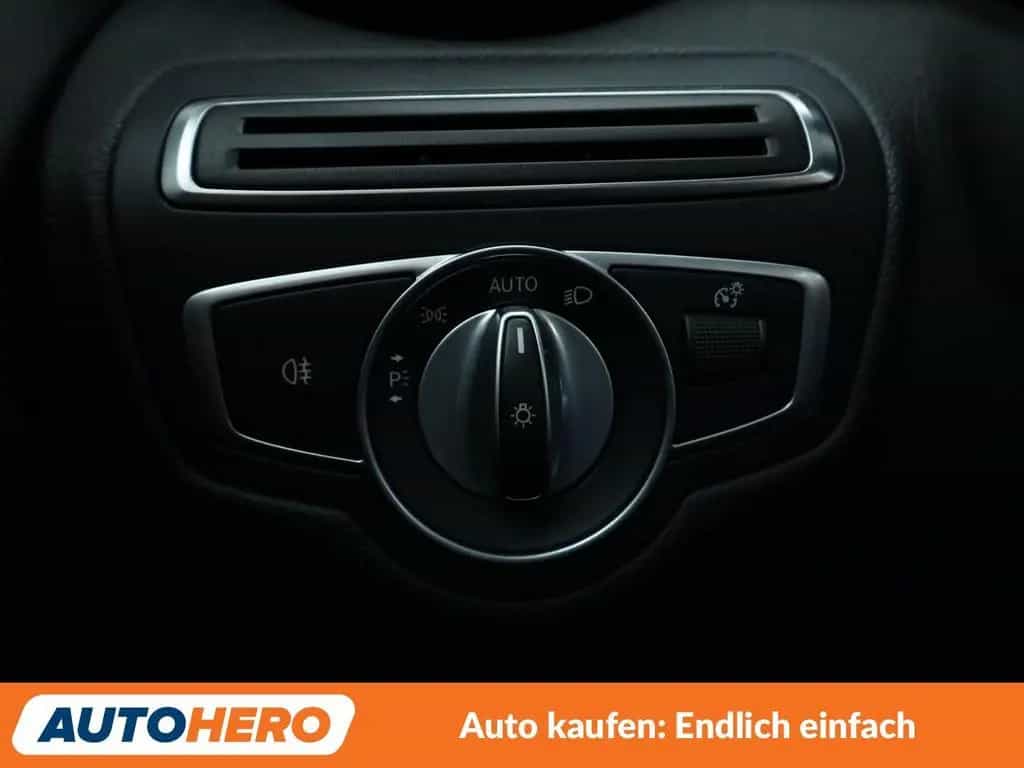 Mercedes-Benz C 180 CGI Avantgarde Aut.*NAV*LED*TEMP*PDC*SHZ* 09/2019-photo-28