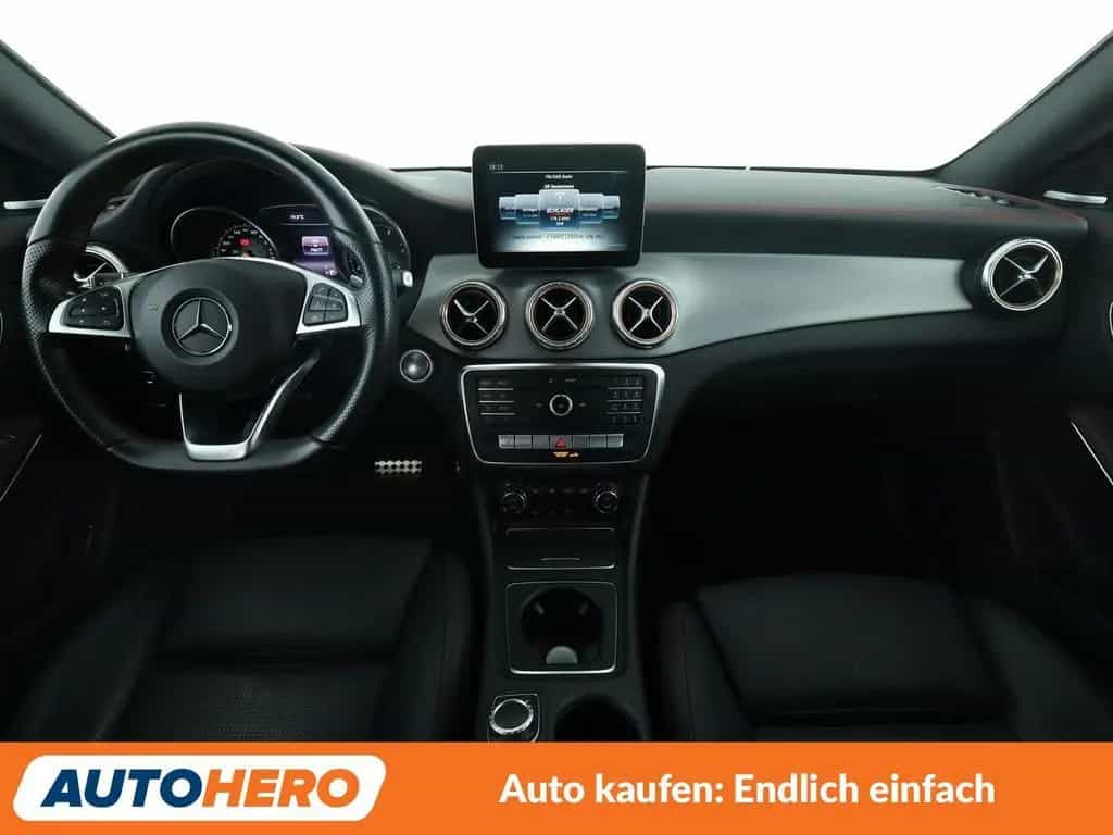 Mercedes-Benz CLA 250 Shooting Brake CLA-Klasse CLA 250 Shooting Brake AMG Line Aut. 07/2016-photo-11