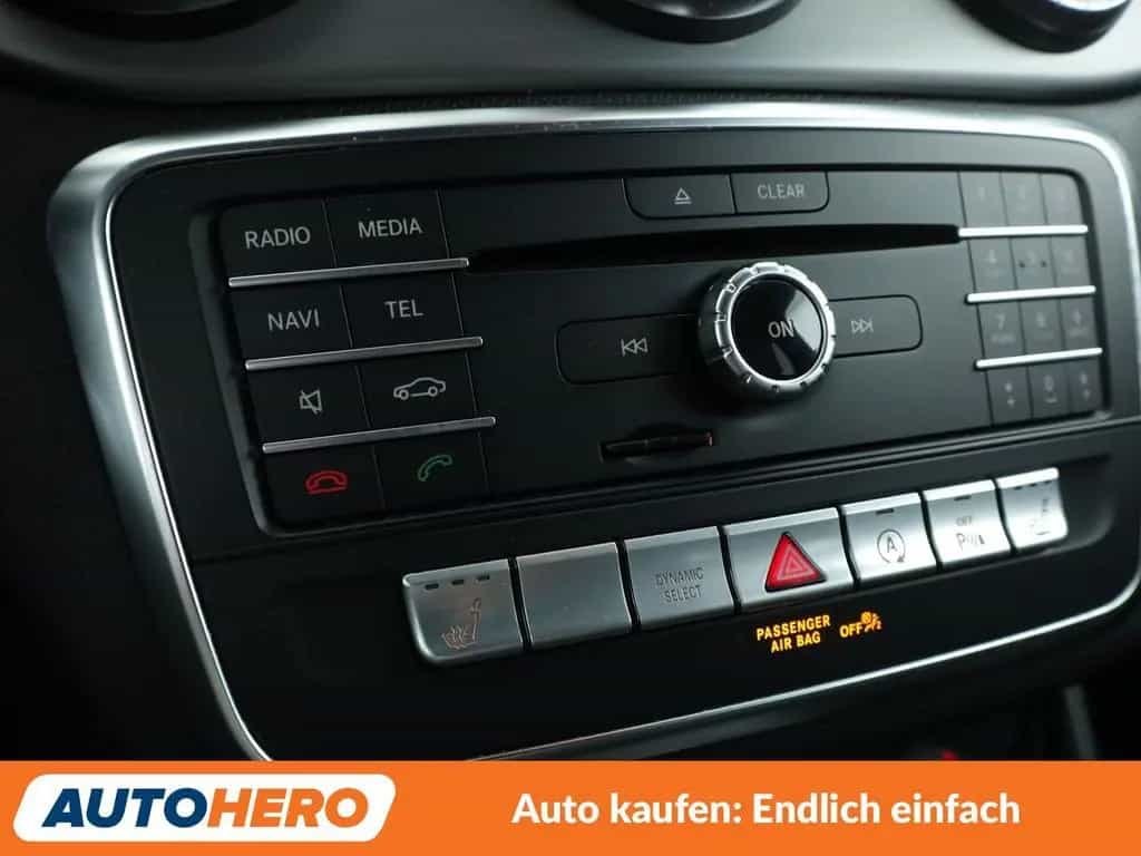 Mercedes-Benz CLA 250 Shooting Brake CLA-Klasse CLA 250 Shooting Brake AMG Line Aut. 07/2016-photo-24