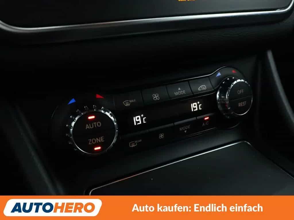 Mercedes-Benz CLA 250 Shooting Brake CLA-Klasse CLA 250 Shooting Brake AMG Line Aut. 07/2016-photo-25