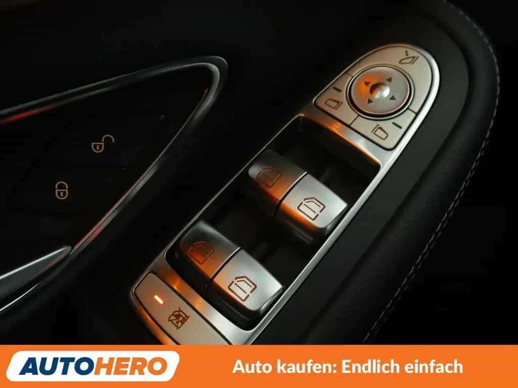 Mercedes-Benz C 220 d T BlueTEC Avantgarde Aut.*NAVI*LED*360° 07/2016-photo-23