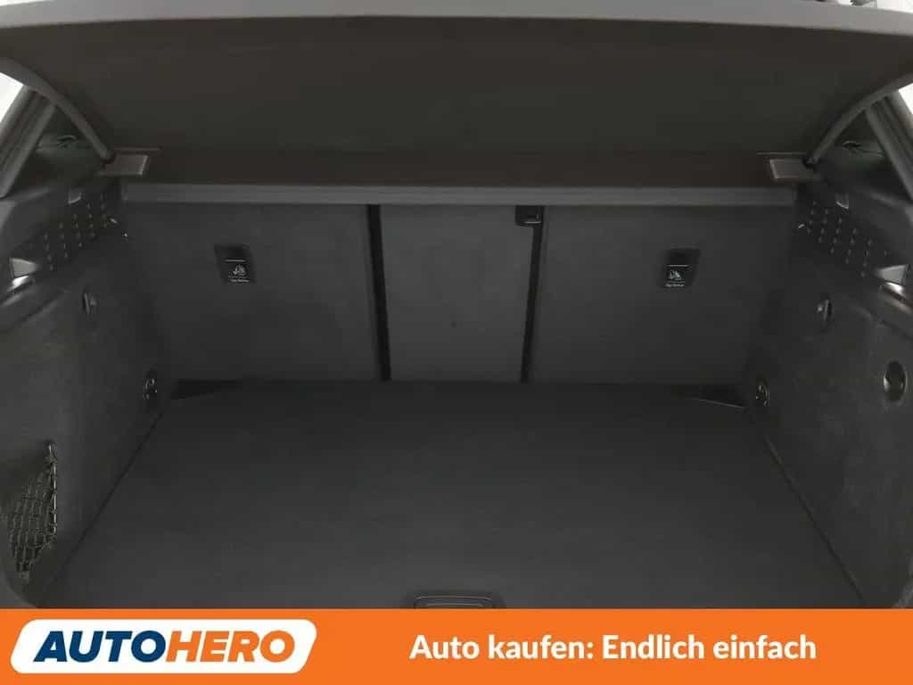 Audi A3 Sportback 1.5 TFSI ACT sport Aut.*NAVI*LED* 01/2019-photo-17