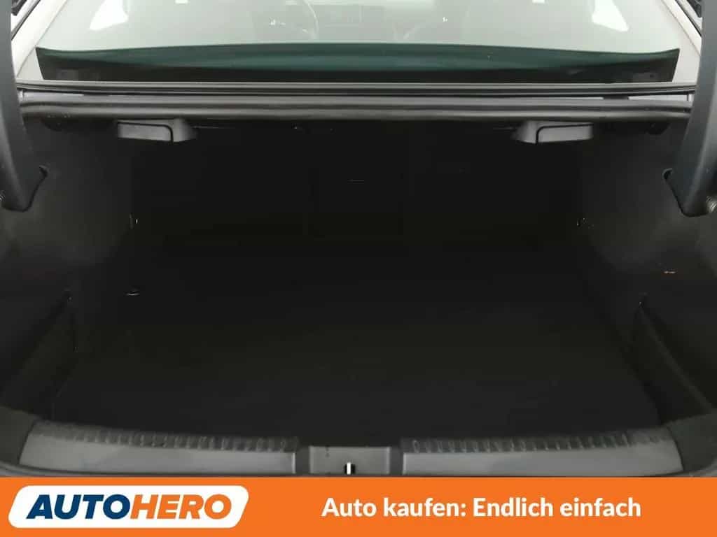 Mercedes-Benz CLA 180 Progressive Aut.*NAVI*LED*TEMPO*PDC*SHZ* 09/2019-photo-17