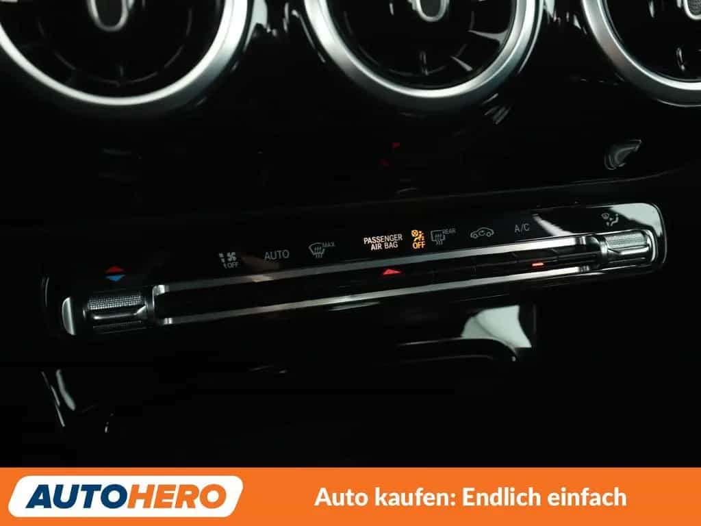 Mercedes-Benz CLA 180 Progressive Aut.*NAVI*LED*TEMPO*PDC*SHZ* 09/2019-photo-22
