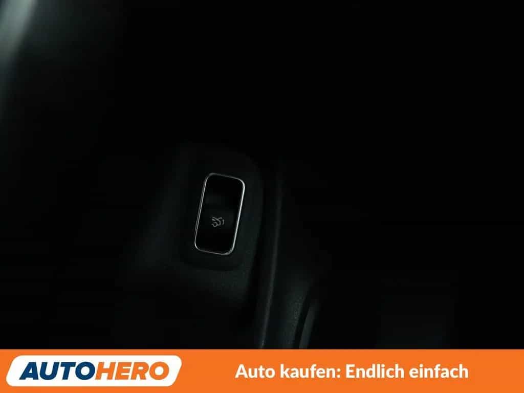 Mercedes-Benz CLA 180 Progressive Aut.*NAVI*LED*TEMPO*PDC*SHZ* 09/2019-photo-28