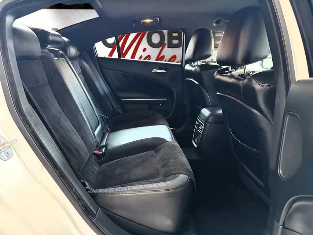 Dodge Charger 3.6 GT Widebody / Performance / SBL 12/2021-photo-17