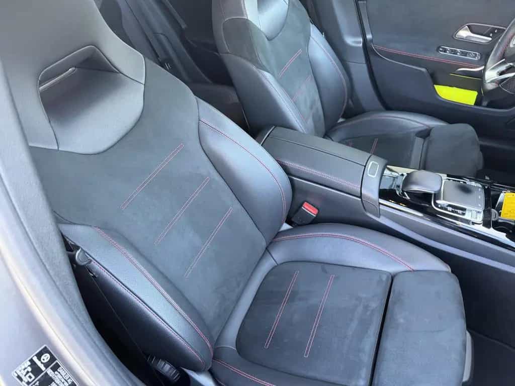 Mercedes-Benz A 180 AMG+R-KAMERA+TOTWINKEL+LED+AMBIENTELICHT+ 01/2019-photo-26