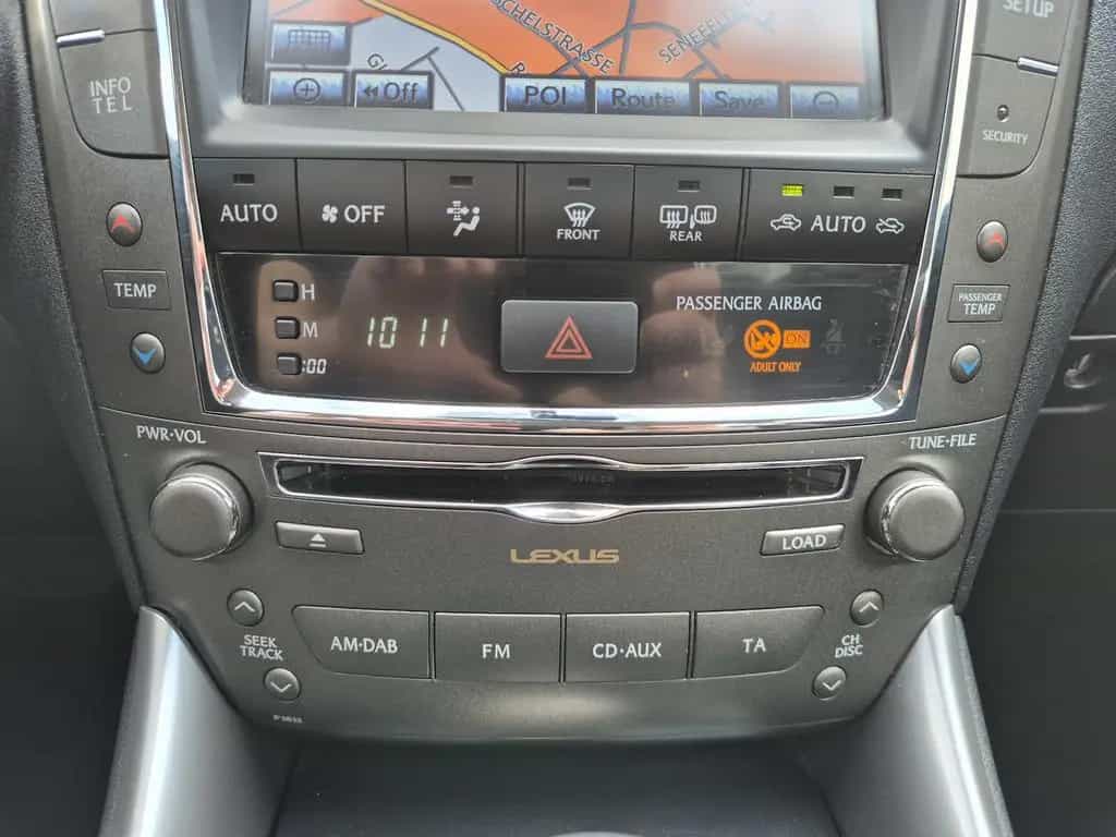 Lexus IS 250 250 V6 Limited Edition Leder, GSHD, Rückf 02/2012-photo-17