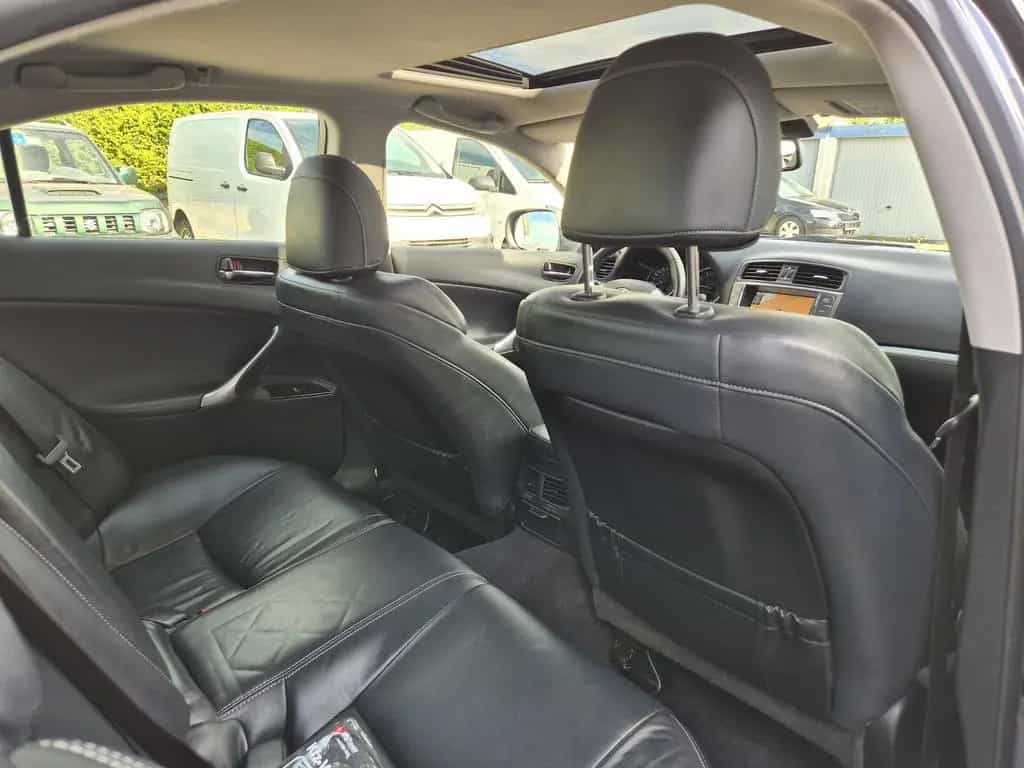 Lexus IS 250 250 V6 Limited Edition Leder, GSHD, Rückf 02/2012-photo-22