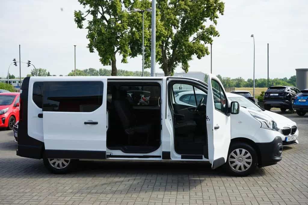 Renault Trafic Combi L2H1 2,9t  Expression 02/2018-photo-5