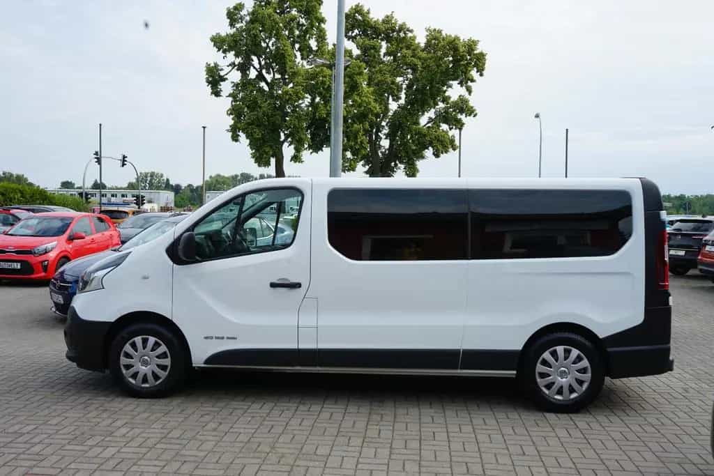 Renault Trafic Combi L2H1 2,9t  Expression 02/2018-photo-6