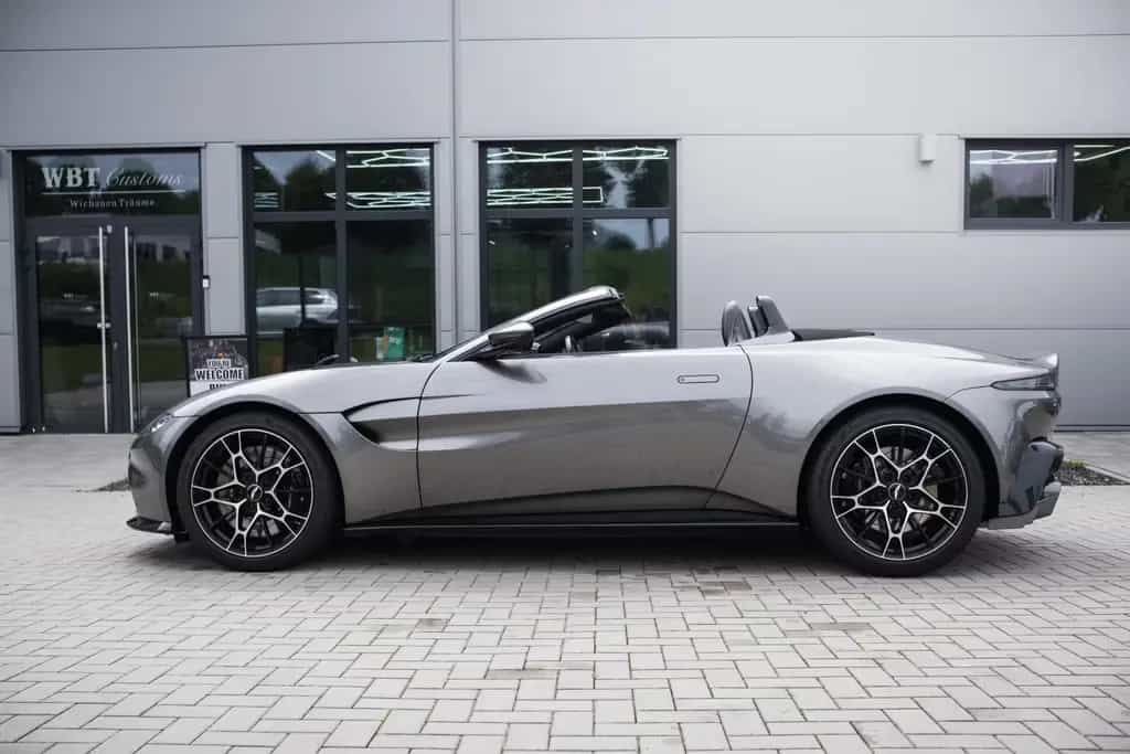 Aston Martin V8 Vantage -Roadster-AM Spezilafarbe-Sport Plus. 05/2021-photo-0