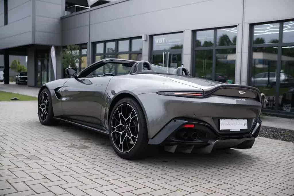 Aston Martin V8 Vantage -Roadster-AM Spezilafarbe-Sport Plus. 05/2021-photo-3