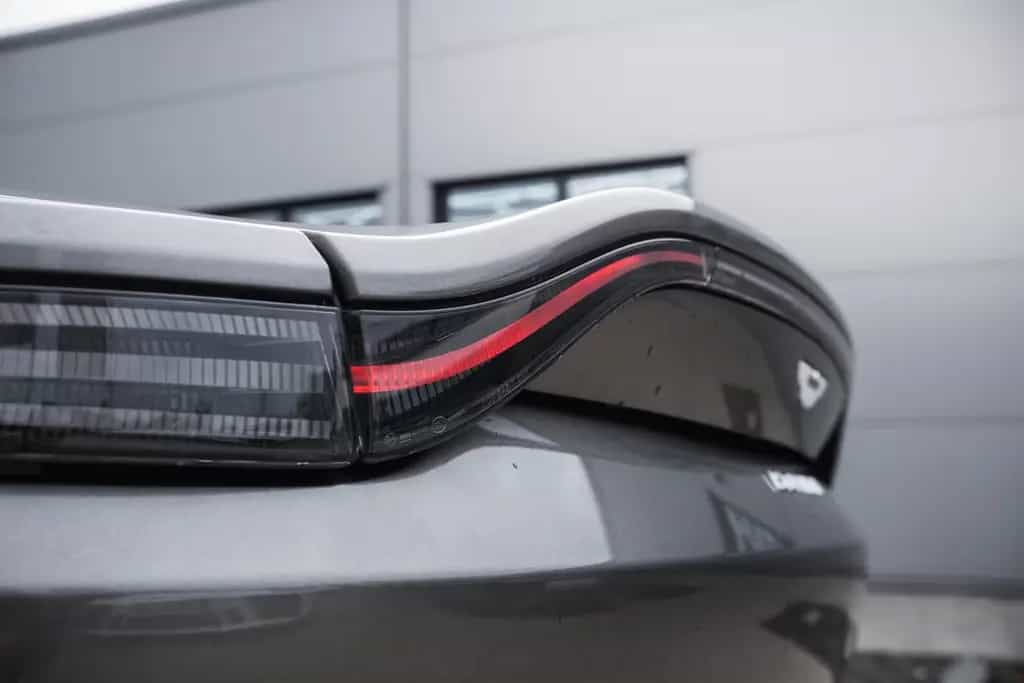 Aston Martin V8 Vantage -Roadster-AM Spezilafarbe-Sport Plus. 05/2021-photo-7