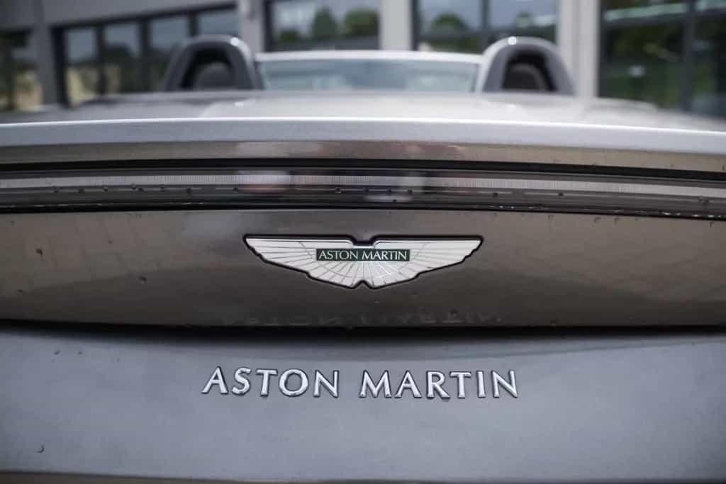 Aston Martin V8 Vantage -Roadster-AM Spezilafarbe-Sport Plus. 05/2021-photo-9