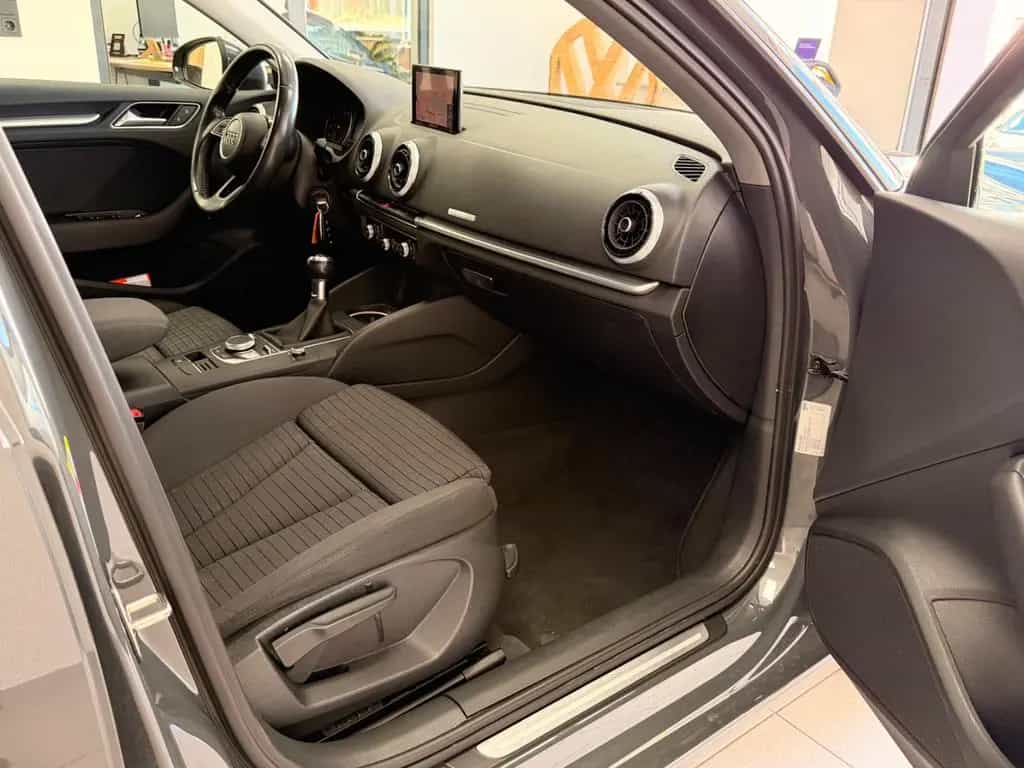 Audi A3 Sportback Sport 1,5TFSI 150PS 08/2017-photo-14