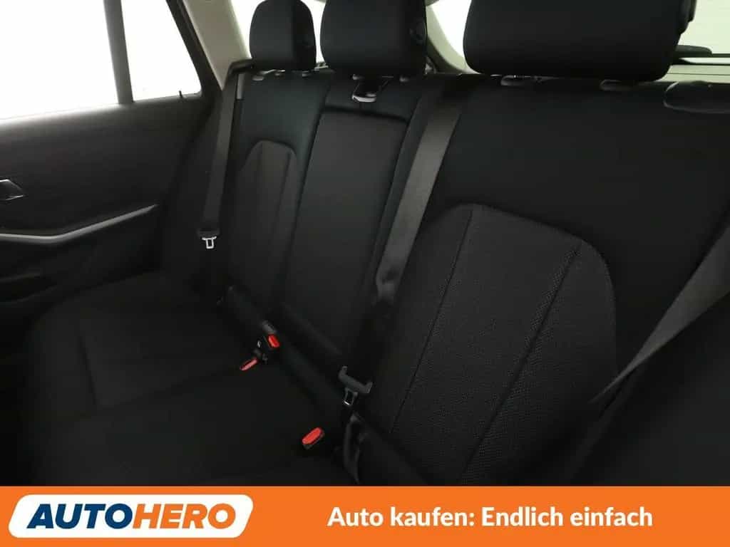 BMW 318 3er 318d Mild-Hybrid Aut.*NAVI*TEMPO*PDC*SHZ* 09/2022-photo-13