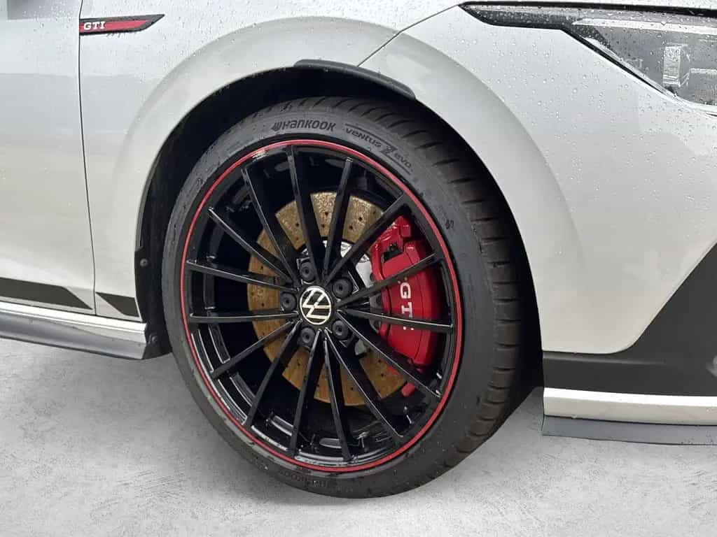 Volkswagen Golf GTI Clubsport 2.0 TSI 7-DSG KAMERA PANO LED 04/2024-photo-5