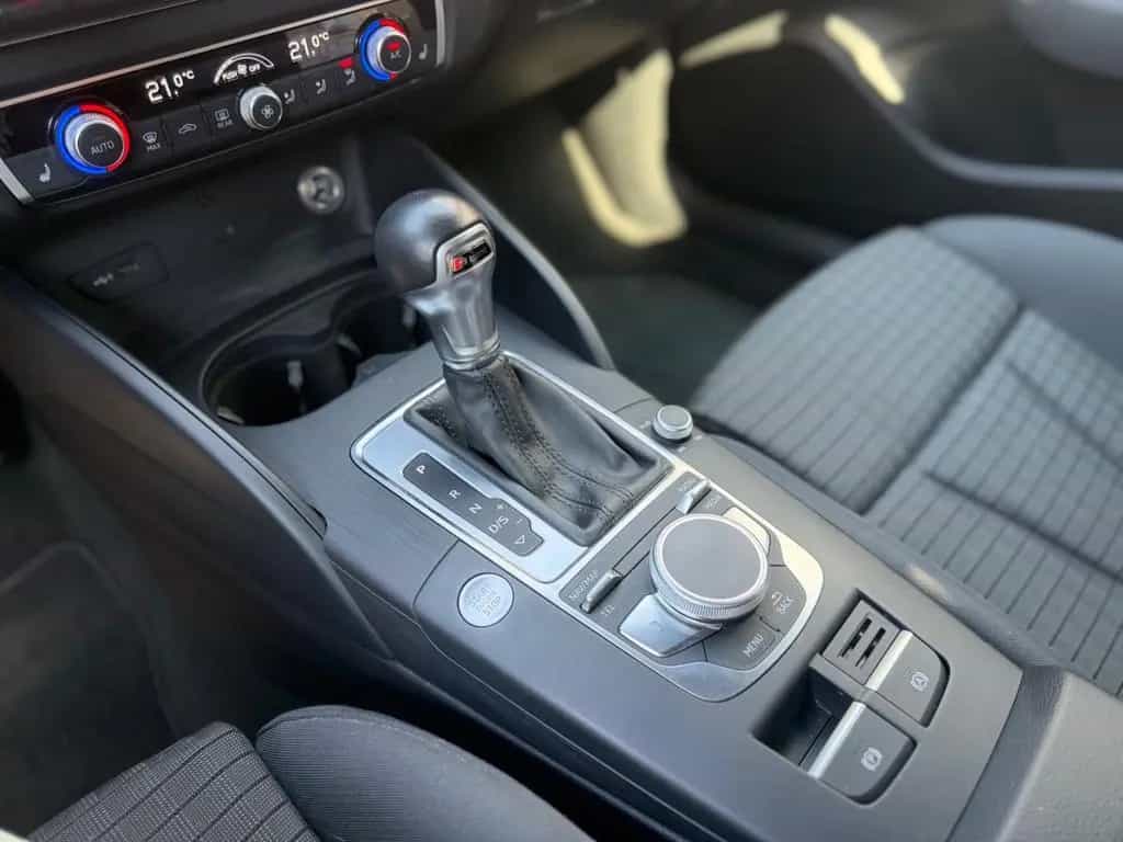 Audi A3 Sportback 35 TFSI/Sport/NAVI/SITZHEIZ/Virtual 01/2020-photo-7