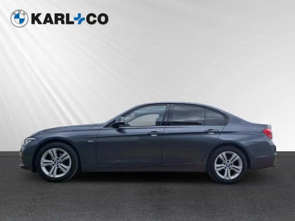 BMW 320 d Sport Line Navi HiFi LED RFK Lordosenstütz 05/2017-photo-1