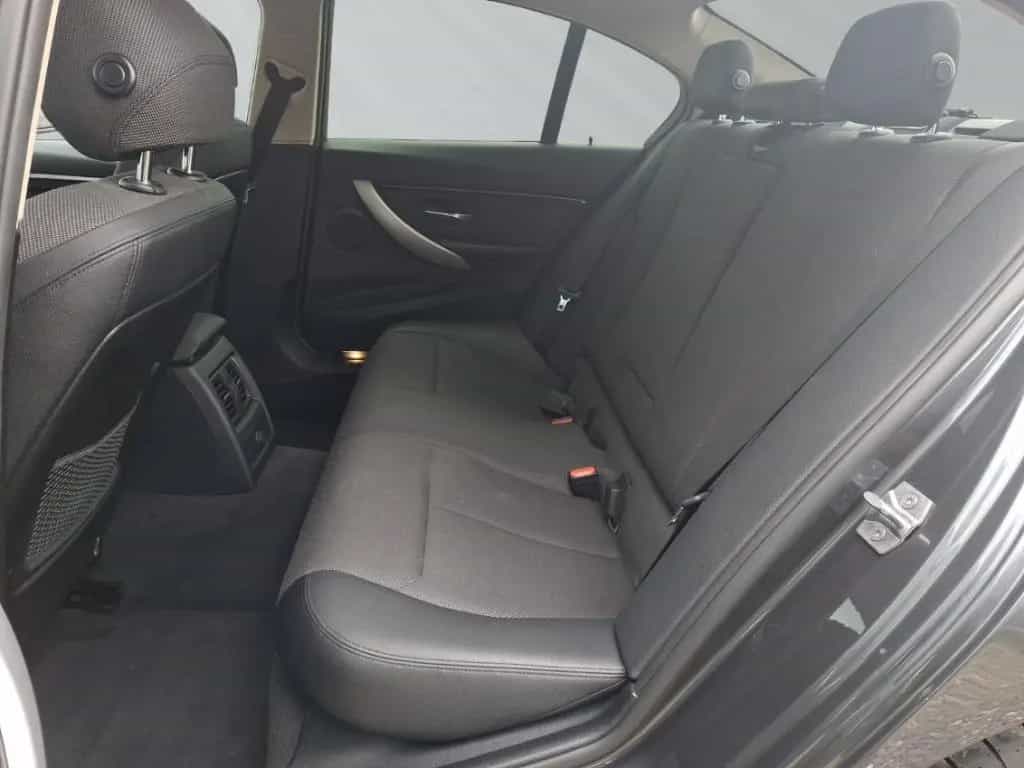 BMW 320 d Sport Line Navi HiFi LED RFK Lordosenstütz 05/2017-photo-8