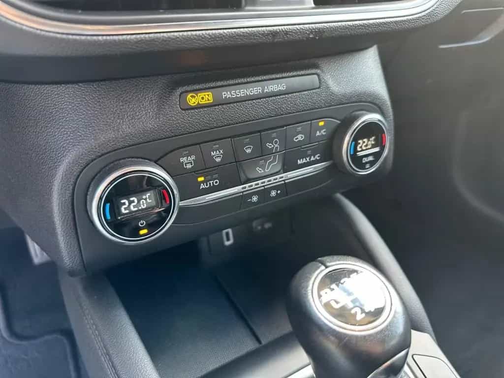 Ford Focus Turnier 1.5 EcoBoost TITANIUM *LED*Navi* 06/2020-photo-14