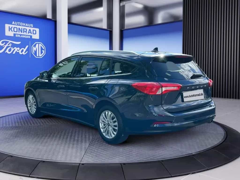 Ford Focus Turnier 1.5 EcoBoost TITANIUM *LED*Navi* 06/2020-photo-3