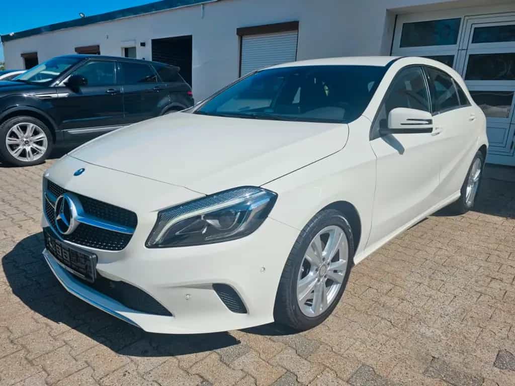 Mercedes-Benz A 180 Score/Urban Navi LED 02/2016-photo-0