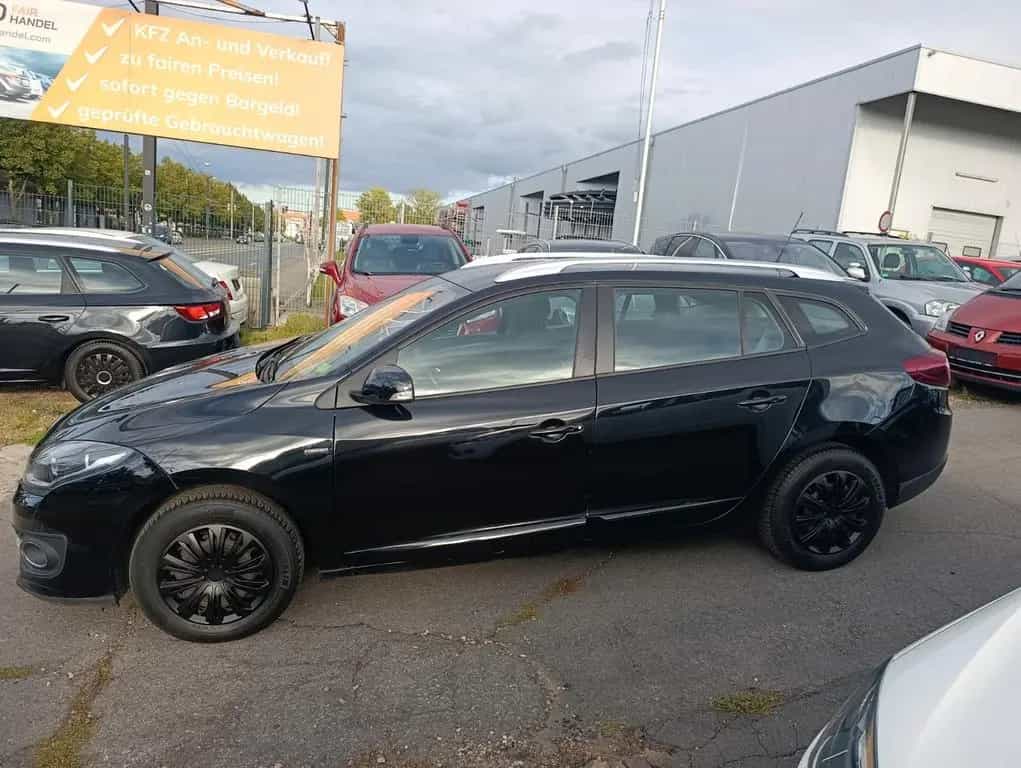Renault Megane III Grandtour Limited*NAVI*PDC*SITZH*LED* 07/2016-photo-2