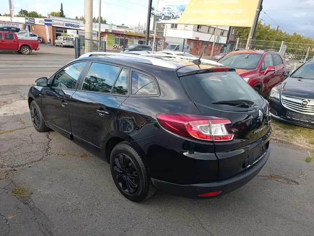 Renault Megane III Grandtour Limited*NAVI*PDC*SITZH*LED* 07/2016-photo-3