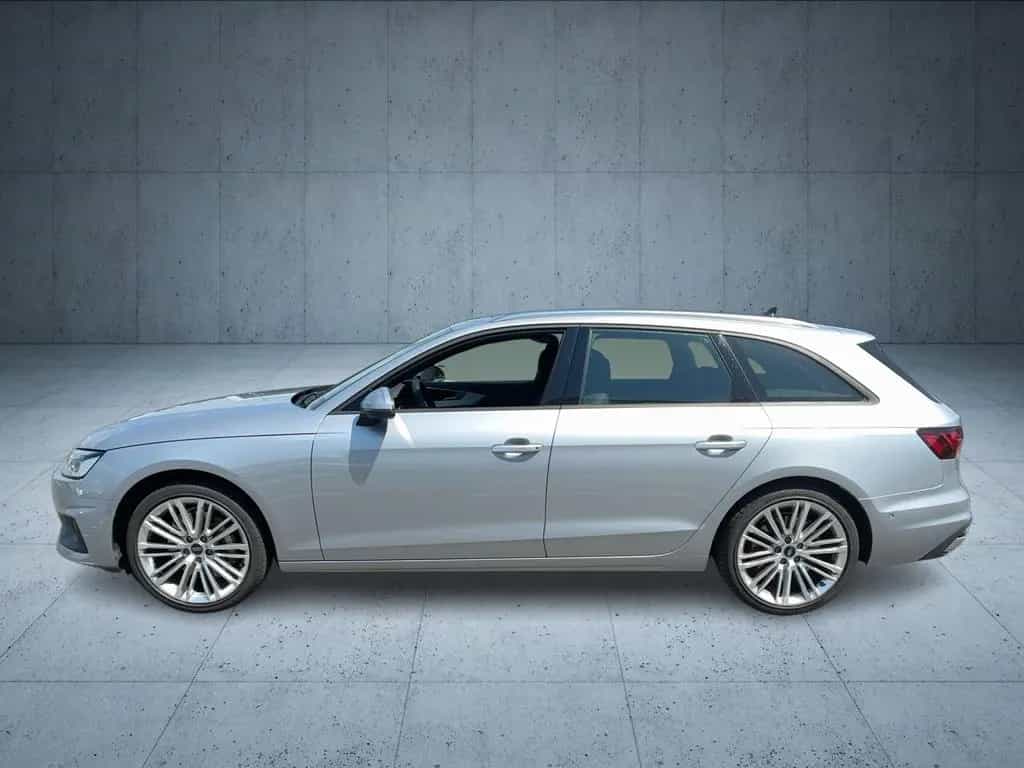 Audi A4 Avant 45 TFSI qu. S tr. LED PANO 19 AHK 360 11/2024-photo-2