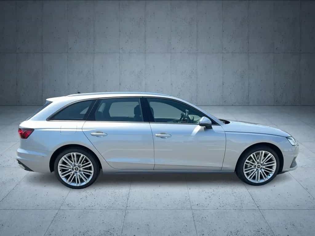 Audi A4 Avant 45 TFSI qu. S tr. LED PANO 19 AHK 360 11/2024-photo-6