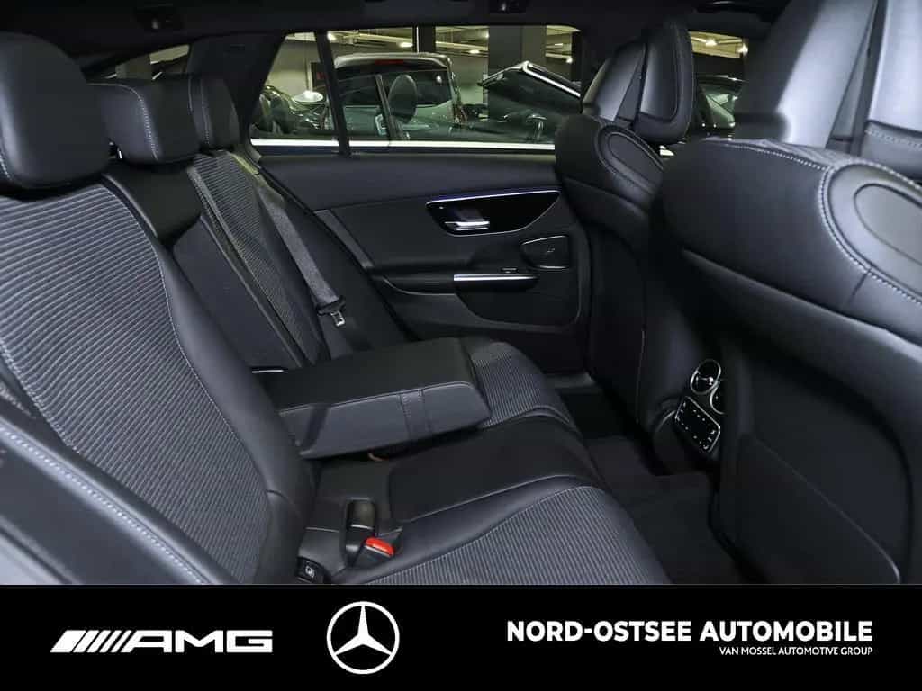 Mercedes-Benz C 300 T AVANTGARDE KAMERA PANO TEMPO SITZHZG HUD 05/2023-photo-12