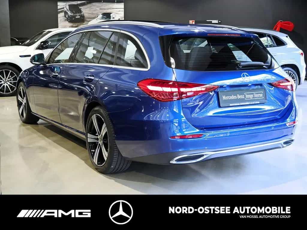 Mercedes-Benz C 300 T AVANTGARDE KAMERA PANO TEMPO SITZHZG HUD 05/2023-photo-3