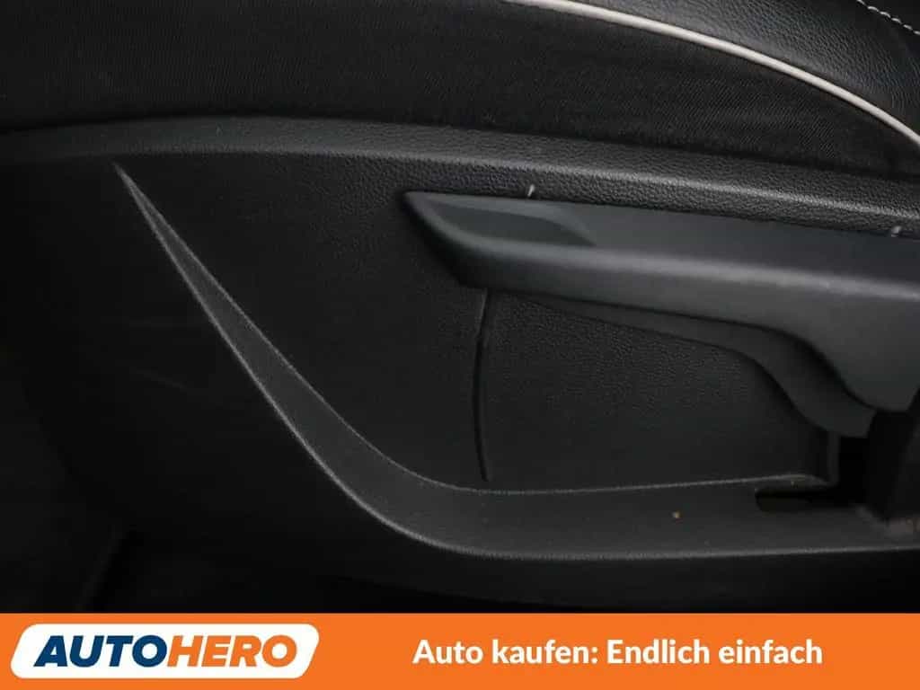 Renault Captur 1.3 TCe Intens Aut.*NAVI*LED*ACC*CAM*PDC* 06/2021-photo-28