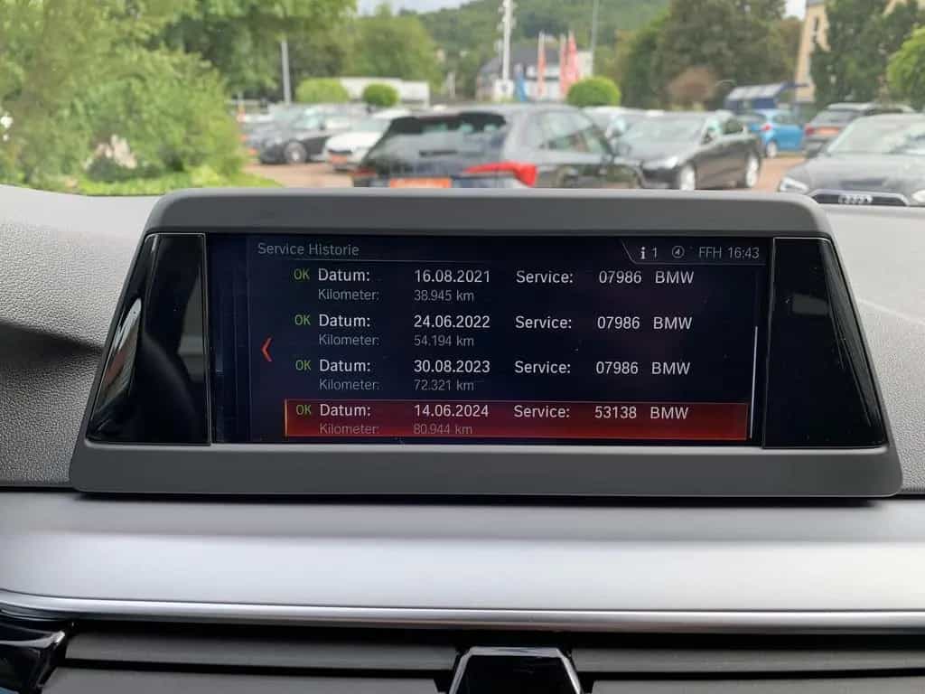 BMW 520 i Limousine Voll-LED+Navi+Klimaaut+Sitzhzg 10/2018-photo-23