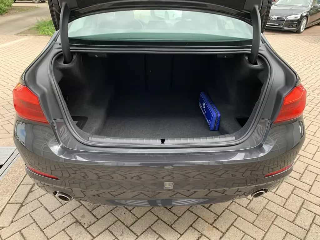 BMW 520 i Limousine Voll-LED+Navi+Klimaaut+Sitzhzg 10/2018-photo-5