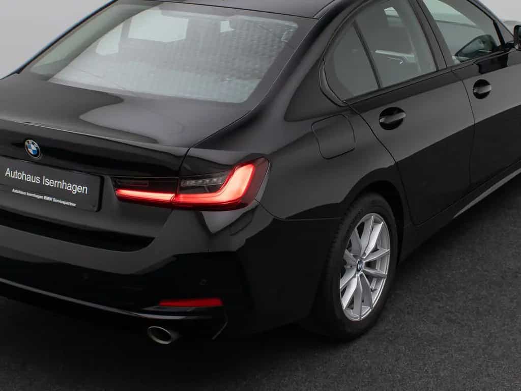 BMW 318 i GeschwindigReg DAB PDC Widscreen Cockpit+ 10/2024-photo-12