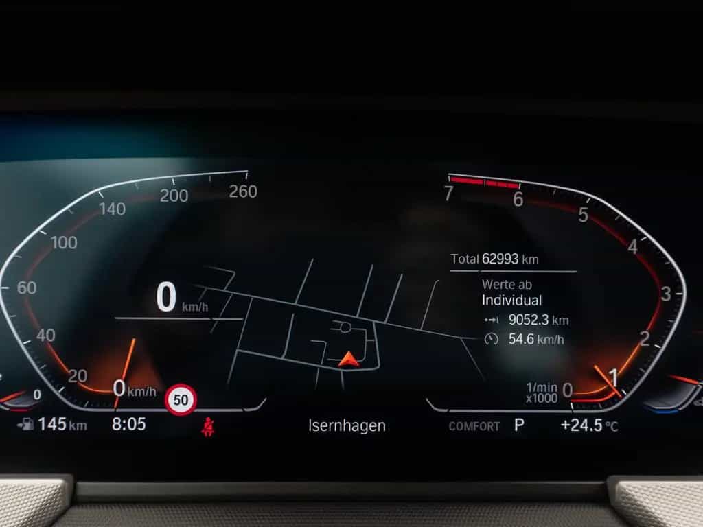 BMW 218 Gran Coupé 218i Gran Coupé DAB GeschwindigReg PDC CockpitPr 03/2024-photo-35