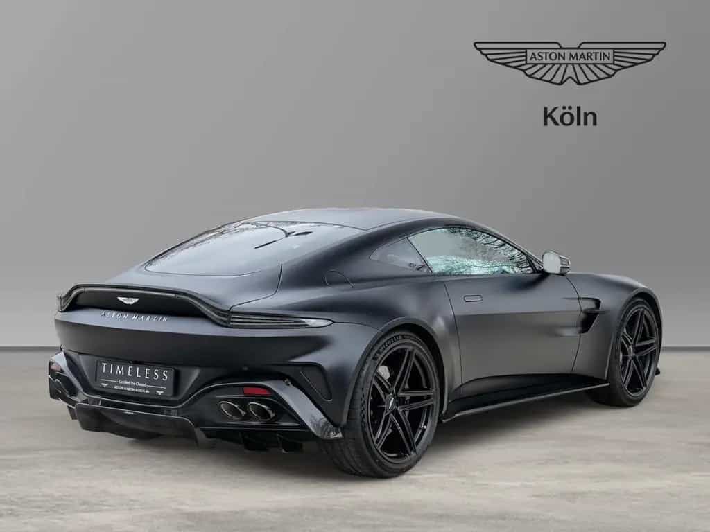 Aston Martin V8 Vantage Vantage V8 Coupe Satin Onyx Black / Onyx Black 06/2024-photo-3