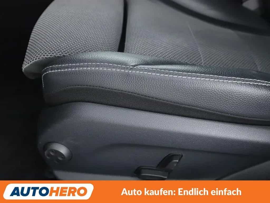 Mercedes-Benz C 180 C-Klasse C 180 T Avantgarde Aut.*NAV*LED*TEMPO* 09/2019-photo-29