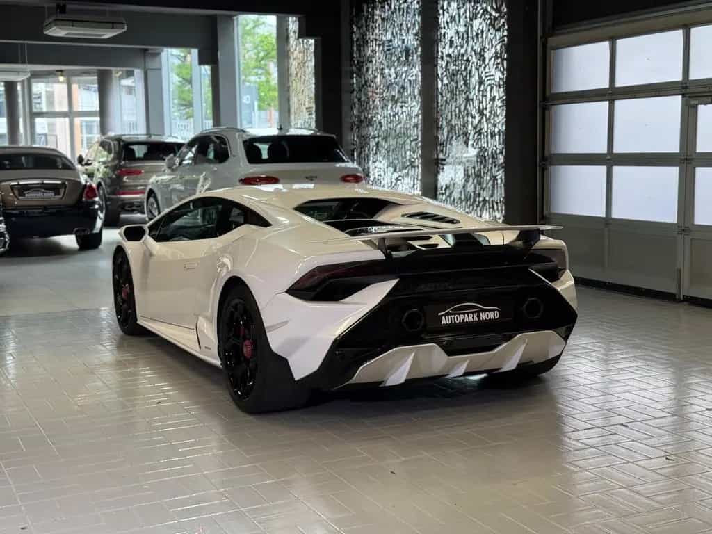 Lamborghini Huracán Tecnica 60th Anniversary LIFT~SENSONUM~ 12/2023-photo-4